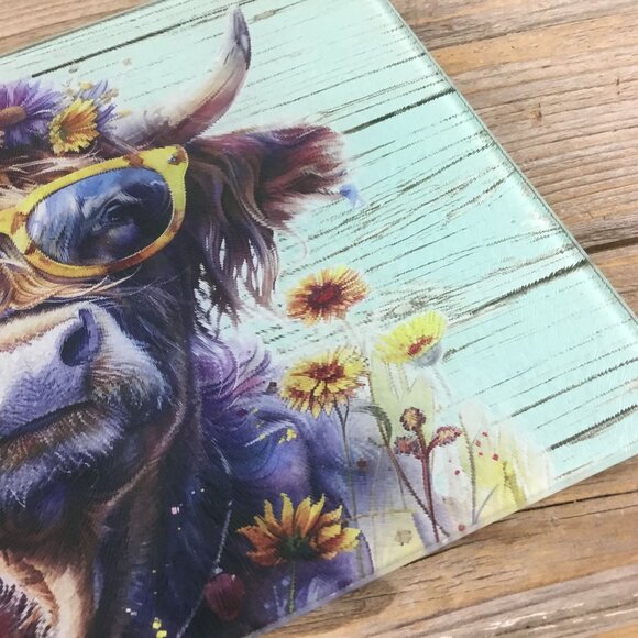 Boho Hippie Highland Cow Glass Cutting Board - Picture 5 of 8